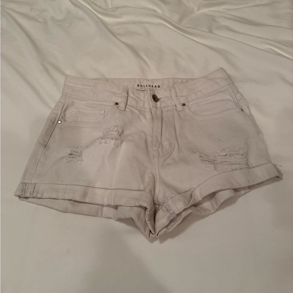 Bullhead Women's White Distressed Shorts
